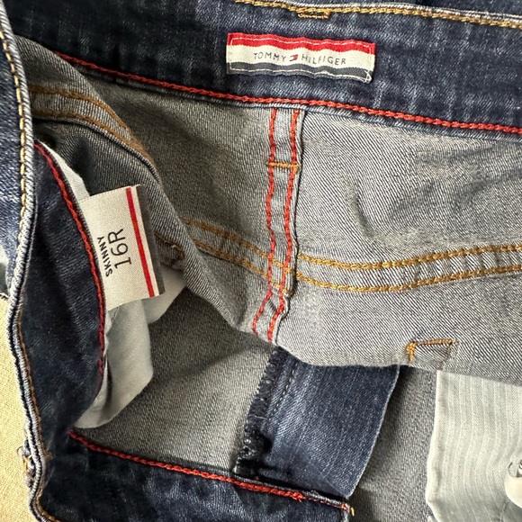 Tommy Hilfiger Jeans 🛍️ - Picture 5 of 6
